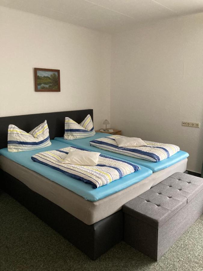 Hotel Am Schlosspark Маллин Экстерьер фото